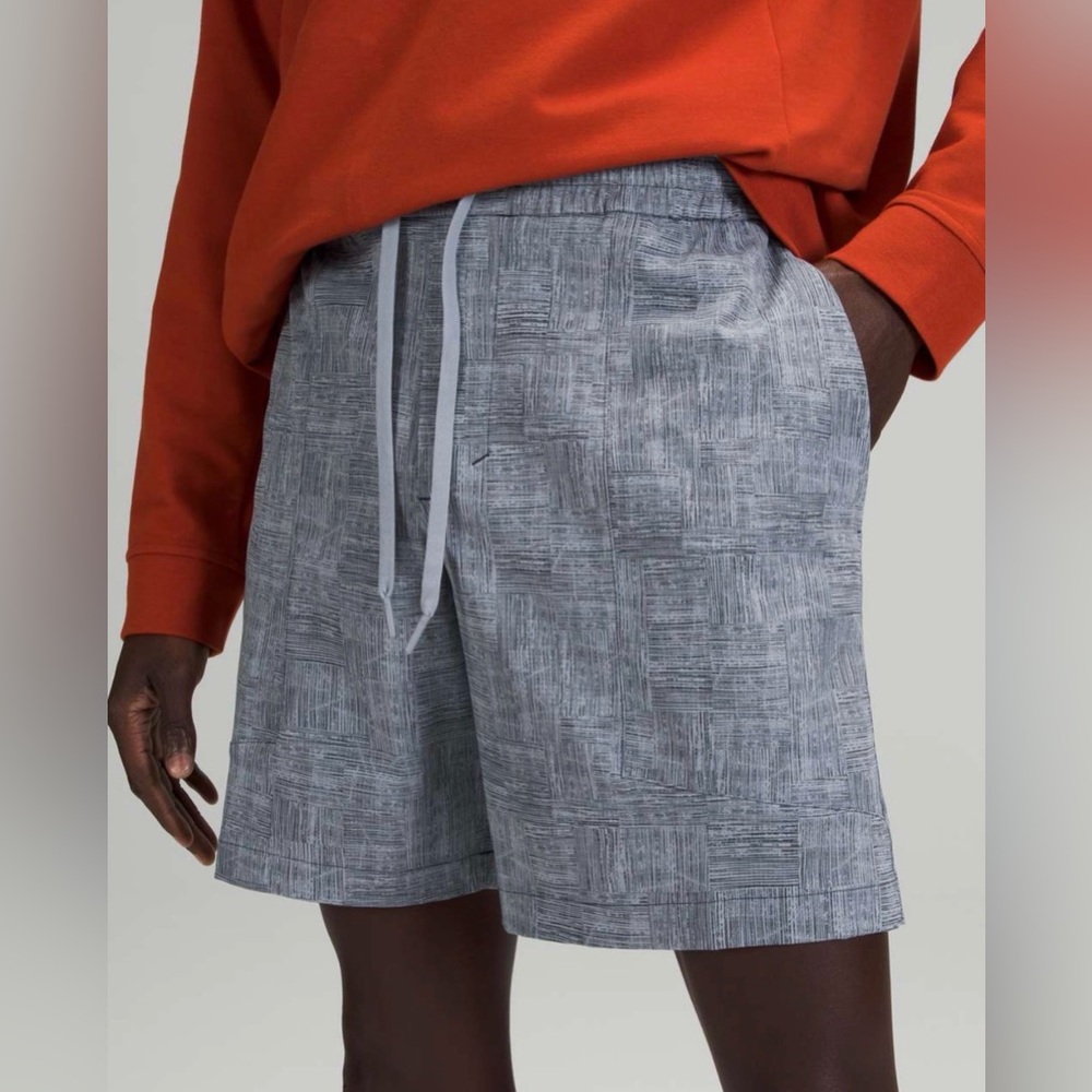 Lululemon Bowline Short 8" *Ventlight